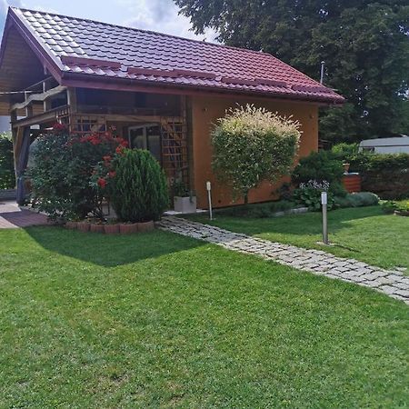 Domek Nad Jeziorem Klepnica Екстер'єр фото